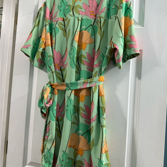 Lulus short sleeve blouse shirt dress button front tropical floral print belted - Picture 5 of 5